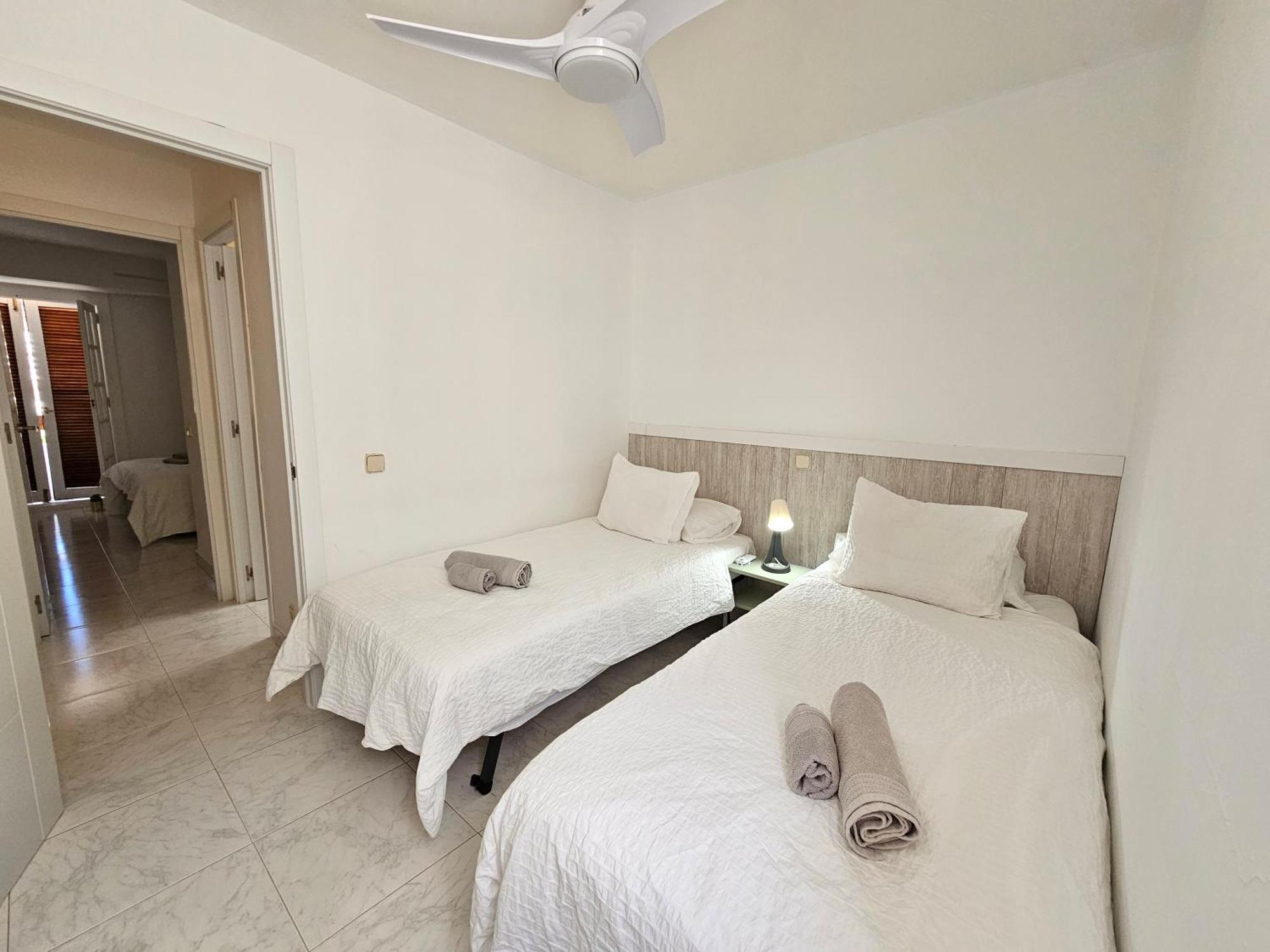Stylish And Comfortable Duplex Apartment Near Swimming Pool Mogan Exterior photo